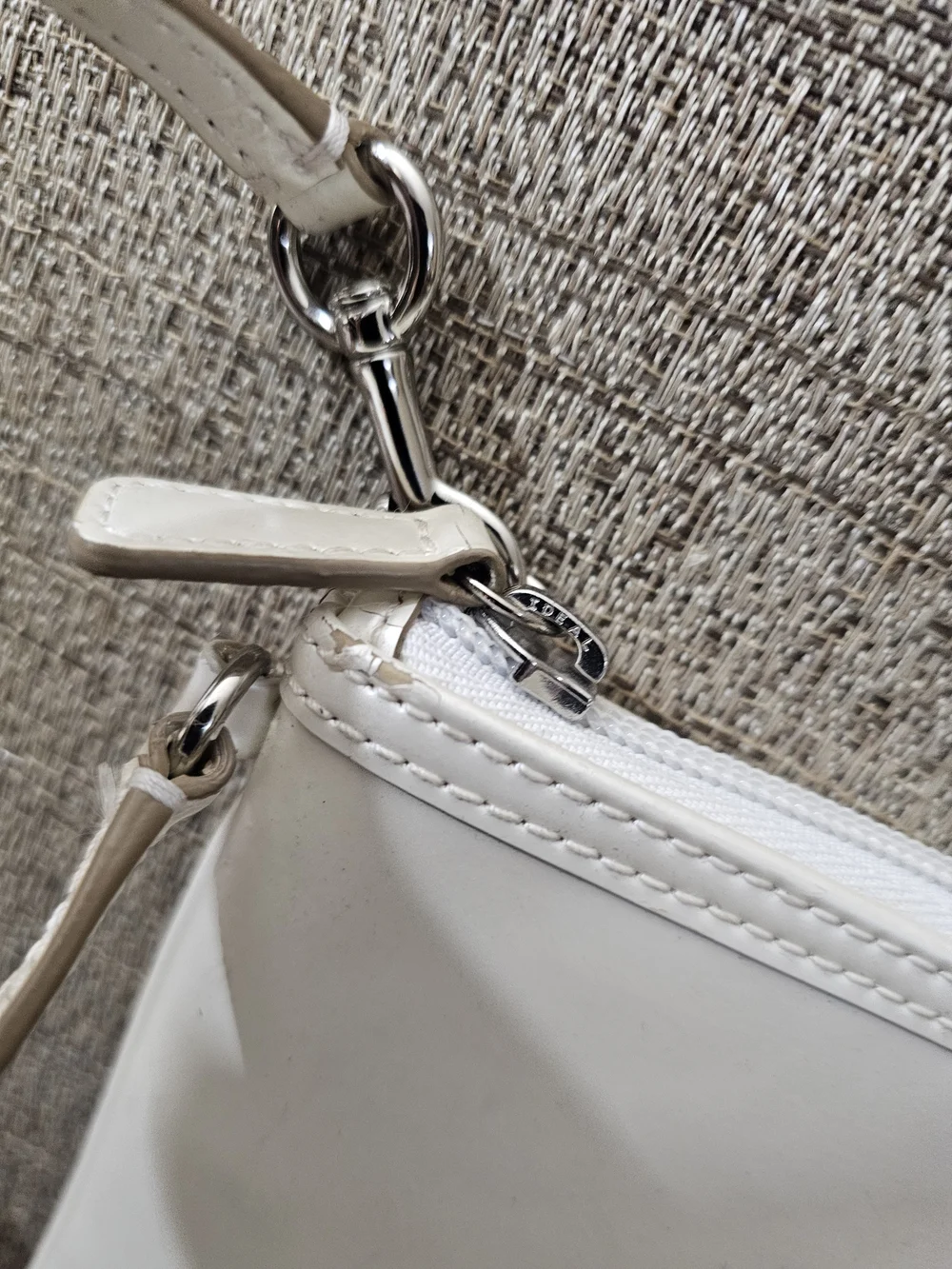 Coach Storypatch F35716 White Leather Wristlet Pouch Silver Hardware